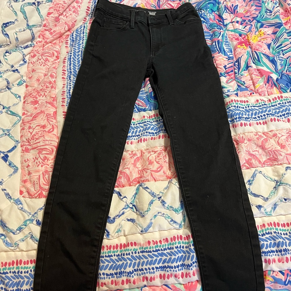 Old navy jeans, newly bought, comfortable, stretchy, skinny